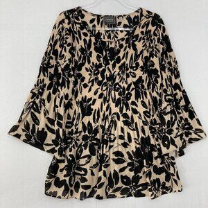 Ninety Clothing Blouse size 1X Black Tan Floral Pleated Textured Flare Sleeve